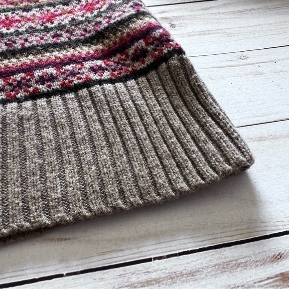 Talbots Wool Blend Fair Isle Cardigan in Red Green and Tan size Small - Picture 11 of 14